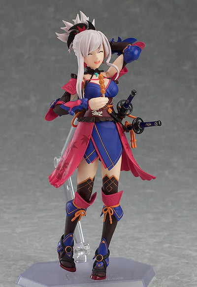 Fate/Grand Order - Miyamoto Musashi - Figma #437 - Saber - 2026 Re-release (Max Factory) [Shop Exclusive]ㅤ – Max Factory – ActionFigureBrasil — ângulo diferente