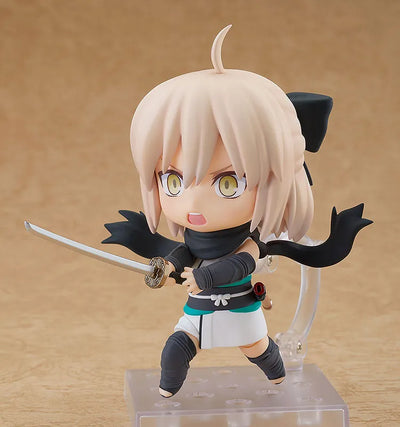 Fate/Grand Order - Okita Souji - Nendoroid #1491-DX - Saber, Ascension Ver. (Good Smile Company)ㅤ – Good Smile Company – ActionFigureBrasil — ângulo diferente