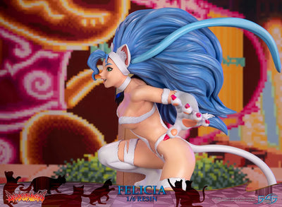 Felicia – First 4 Figures – ActionFigure Brasil — detalhe do produto