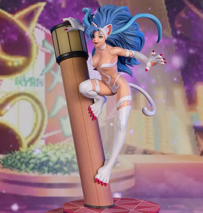 Felicia – First 4 Figures – ActionFigure Brasil — ângulo diferente