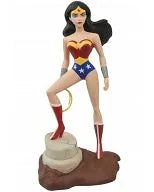Femme Fatales - Justice League Animated Series- Wonder Woman PVC Statueㅤ – DIAMOND SELECT TOYS – ActionFigure Brasil
