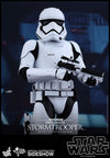 First Order Stormtrooper [HOT TOYS]