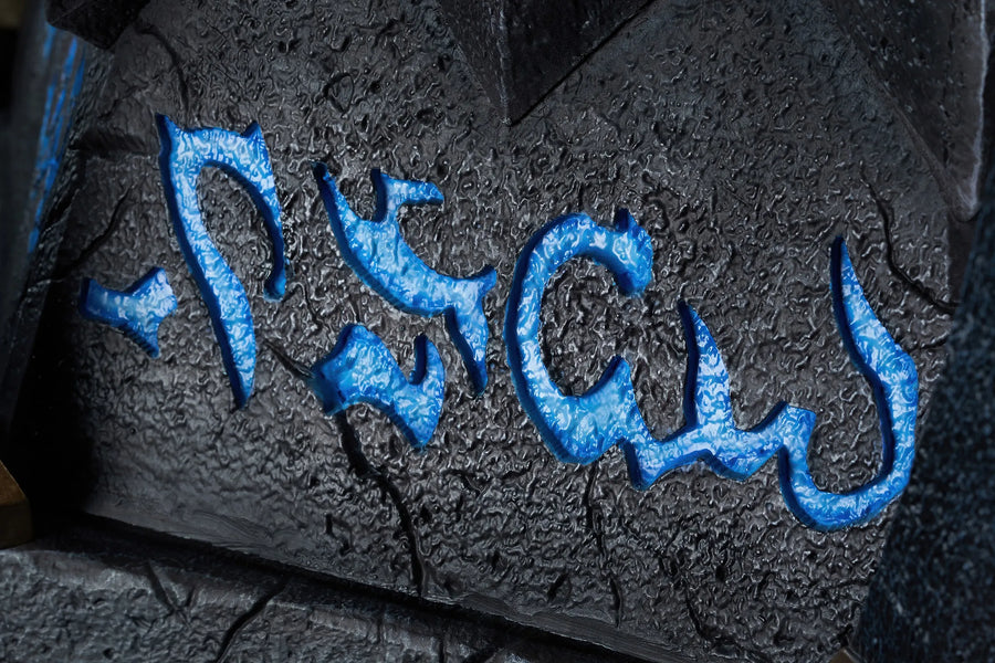 Frostmourne Sword Ice Pedestal (Pedestal) – Hex – ActionFigure Brasil