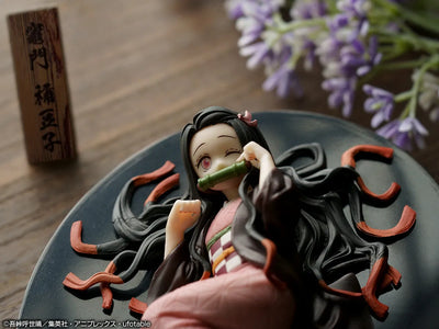 Gekijouban Kimetsu no Yaiba: Mugen Ressha-hen - Kamado Nezuko - Ichiban Kuji Kimetsu no Yaiba ~Reimeini Yaiba wo Mote~ D Prize (Bandai Spirits)ㅤ – Bandai Spirits – ActionFigureBrasil — detalhe do produto