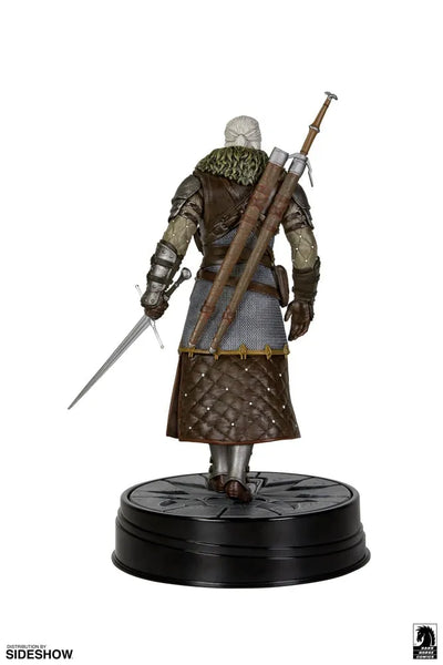 Geralt Grandmaster Ursine – Dark Horse Comics – ActionFigure Brasil — ambientada