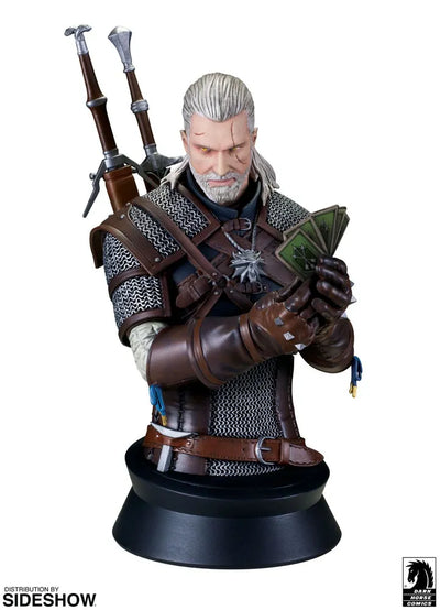 Geralt Playing Gwent - LIMITED EDITION – Dark Horse Comics – ActionFigure Brasil