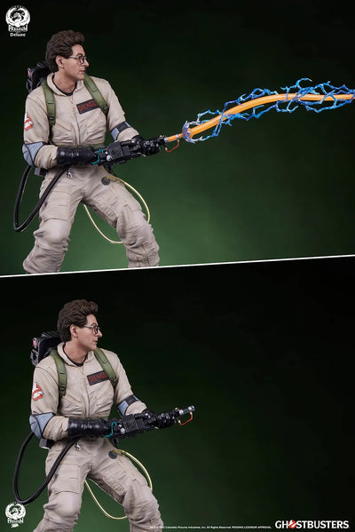 Ghostbusters: Egon (Deluxe Version) - LIMITED EDITION: 350 (Deluxe Version) – PCS – ActionFigure Brasil — com base expositora