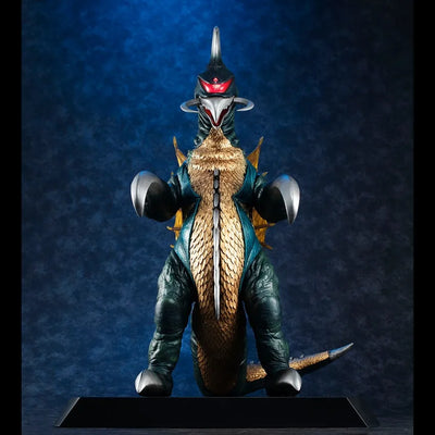 Gigan (1972) – MegaHouse – ActionFigure Brasil — close
