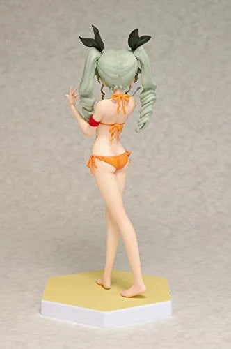 Girls und Panzer - Anchovy - Beach Queens - 1/10 - Swimsuit ver. (Wave)ㅤ – Wave – ActionFigure Brasil — com base expositora