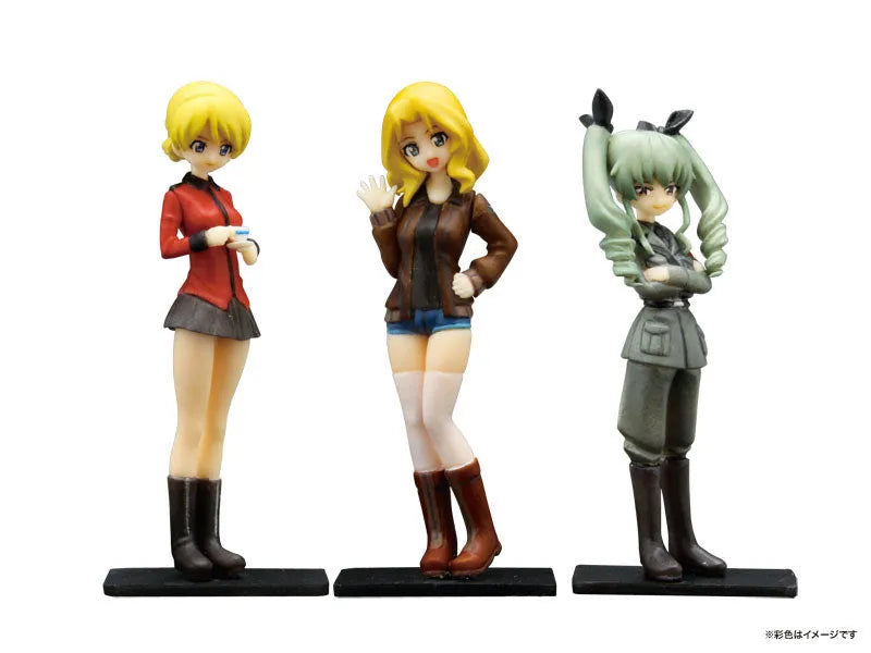 Girls und Panzer - Anchovy - Darjeeling - Kay - Captain Figure Set - 1/35 (Platz)ㅤ – Platz Hobby – ActionFigure Brasil