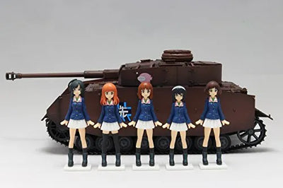 Girls und Panzer - Girls und Panzer der Film - Nishizumi Miho - Akiyama Yukari - Takebe Saori - Isuzu Hana - Reizei Mako - 1/35 (Platz)ㅤ – Platz As Manufacturer – ActionFigureBrasil — iluminação de estúdio