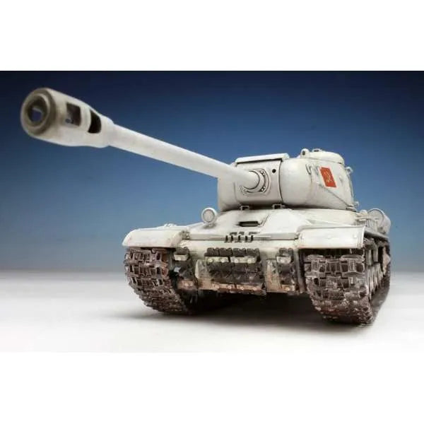 Girls und Panzer - IS-2 - 1/35 - Pravda High School (Platz)ㅤ – Platz Hobby – ActionFigure Brasil