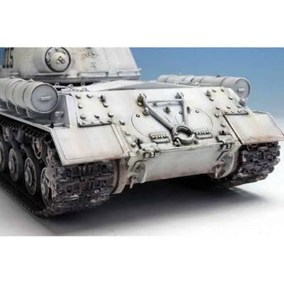 Girls und Panzer - IS-2 - 1/35 - Pravda High School (Platz)ㅤ – Platz Hobby – ActionFigureBrasil — ângulo diferente