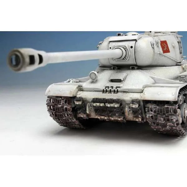 Girls und Panzer - IS-2 - 1/35 - Pravda High School (Platz)ㅤ – Platz Hobby – ActionFigure Brasil