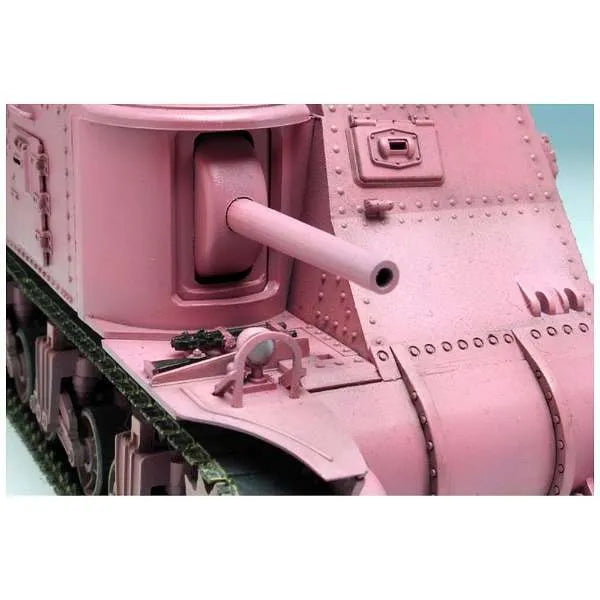 Girls und Panzer - M3 Lee Medium Tank - 1/35 - Rabbit Team ver. (Platz)ㅤ – Platz Hobby – ActionFigure Brasil