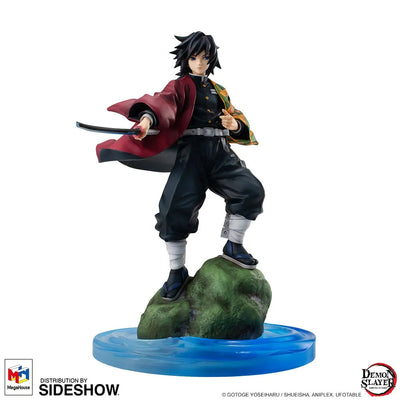 Giyu Tomioka – MegaHouse – ActionFigure Brasil — ângulo diferente