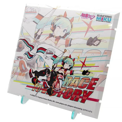 GOOD SMILE Racing - Hatsune Miku - Dioramansion 150 - Dioramansion 150: Racing Miku Pit 2020 Optional Panel - Racing 2020 Ver., Key Visual R (Good Smile Company, PLM)ㅤ – Good Smile Company,PLM – ActionFigure Brasil — ângulo diferente