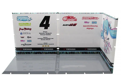 GOOD SMILE Racing - Hatsune Miku - Dioramansion 150 - Racing Miku 2019 Pit D - Racing 2019 ver. (Good Smile Company, PLM)ㅤ – Good Smile Company,PLM – ActionFigure Brasil — ângulo diferente