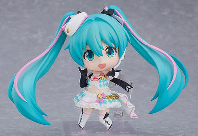 GOOD SMILE Racing - Hatsune Miku - Nendoroid #1100 - Racing 2019 Ver. (Good Smile Company, GOOD SMILE Racing)ㅤ – Good Smile Company – ActionFigure Brasil — ângulo diferente