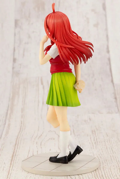 Gotoubun no Hanayome - Nakano Itsuki - 1/8 (Kotobukiya)ㅤ – Kotobukiya – ActionFigureBrasil — ângulo diferente