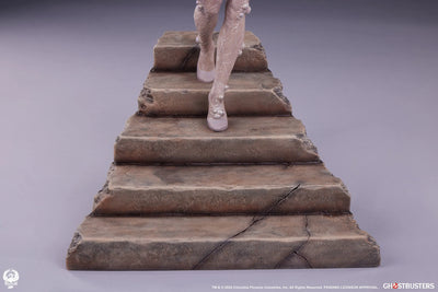 Gozer - LIMITED EDITION: 400 (Gozer) – PCS – ActionFigure Brasil — iluminação de estúdio