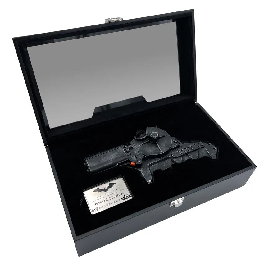 Grapple Launcher - LIMITED EDITION: 1500 – Factory Entertainment – ActionFigure Brasil