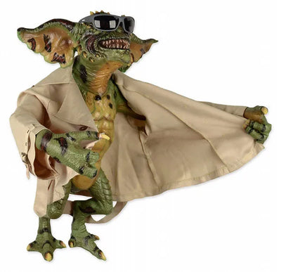 Gremlins 2 The New Batch - Flasher Gremlins Stunt Puppet Prop Replicaㅤ – Neca – ActionFigure Brasil — ângulo diferente