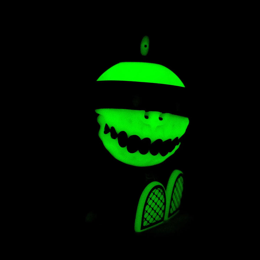 Grinbot GID (Variant) – Clutter Studios – ActionFigure Brasil