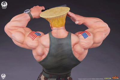 Guile Deluxe Edition - LIMITED EDITION: 500 (Deluxe Edition) – PCS – ActionFigure Brasil — com base expositora