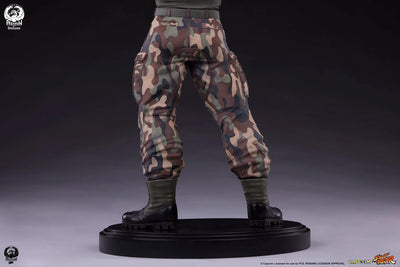 Guile Deluxe Edition - LIMITED EDITION: 500 (Deluxe Edition) – PCS – ActionFigure Brasil — iluminação de estúdio