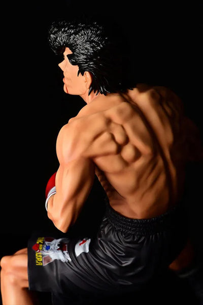Hajime no Ippo - Takamura Mamoru - Fighting Pose - Damage Ver. (Orca Toys)ㅤ – Orca Toys – ActionFigure Brasil — com base expositora