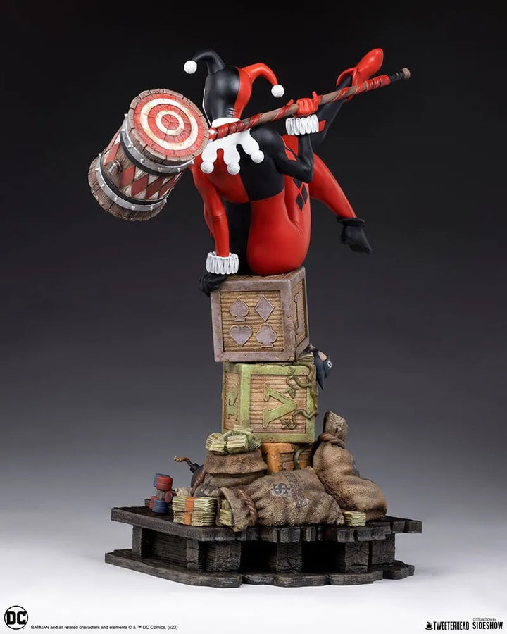 Harley Quinn - LIMITED EDITION: 400 (Collector Quarter Scale) – Tweeterhead – ActionFigure Brasil — close