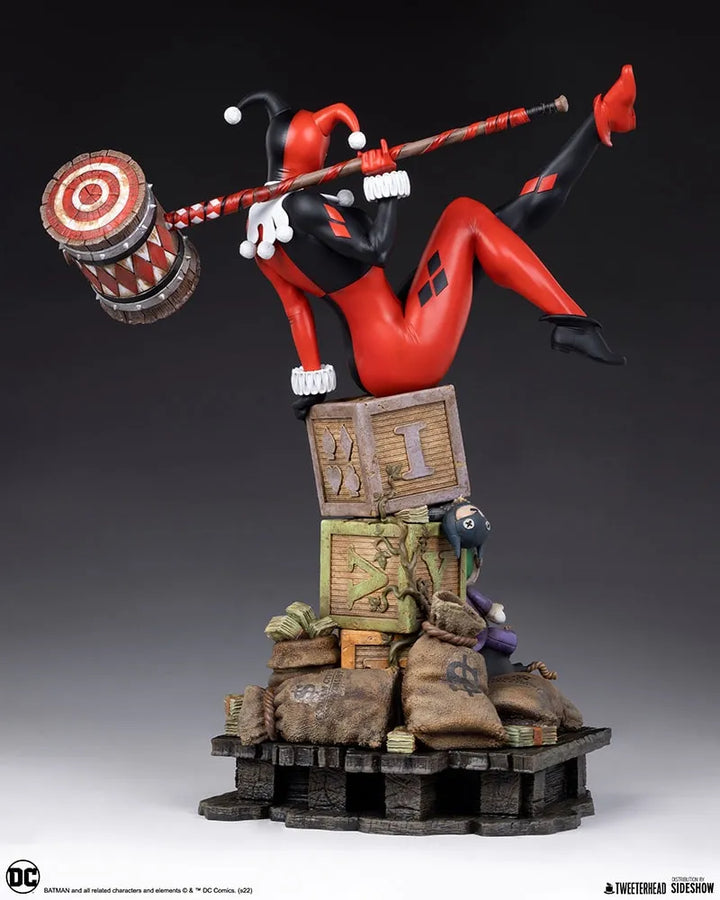 Harley Quinn - LIMITED EDITION: 400 (Collector Quarter Scale) – Tweeterhead – ActionFigure Brasil — close
