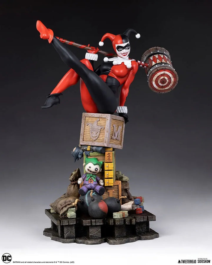Harley Quinn - LIMITED EDITION: 400 (Collector Quarter Scale) – Tweeterhead – ActionFigure Brasil — close