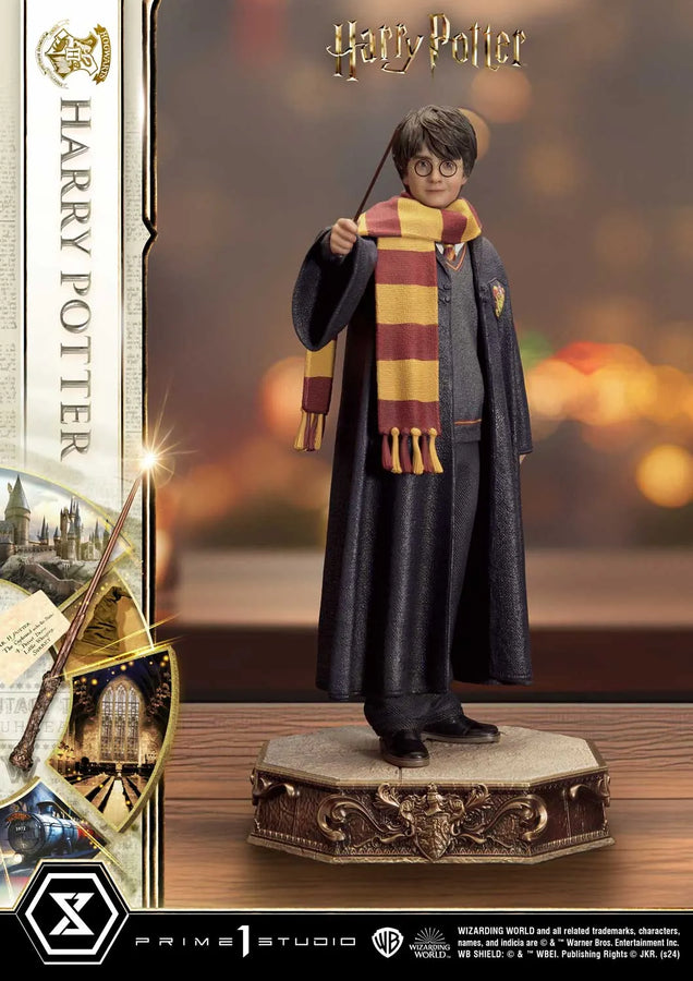 Harry Potter (Regular Version) Harry Potter – Prime1Studio – ActionFigure Brasil