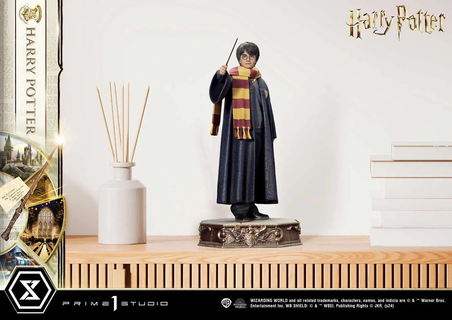 Harry Potter (Regular Version) Harry Potter – Prime1Studio – ActionFigure Brasil