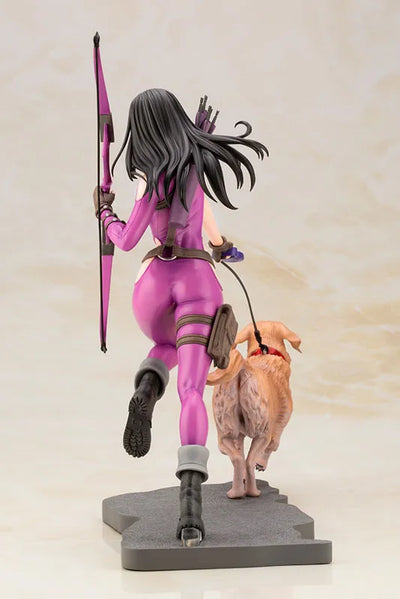 Hawkeye - Hawkeye (Kate Bishop) - Lucky - Bishoujo Statue - Marvel x Bishoujo - 1/7 (Kotobukiya)ㅤ – Kotobukiya – ActionFigure Brasil — ambientada