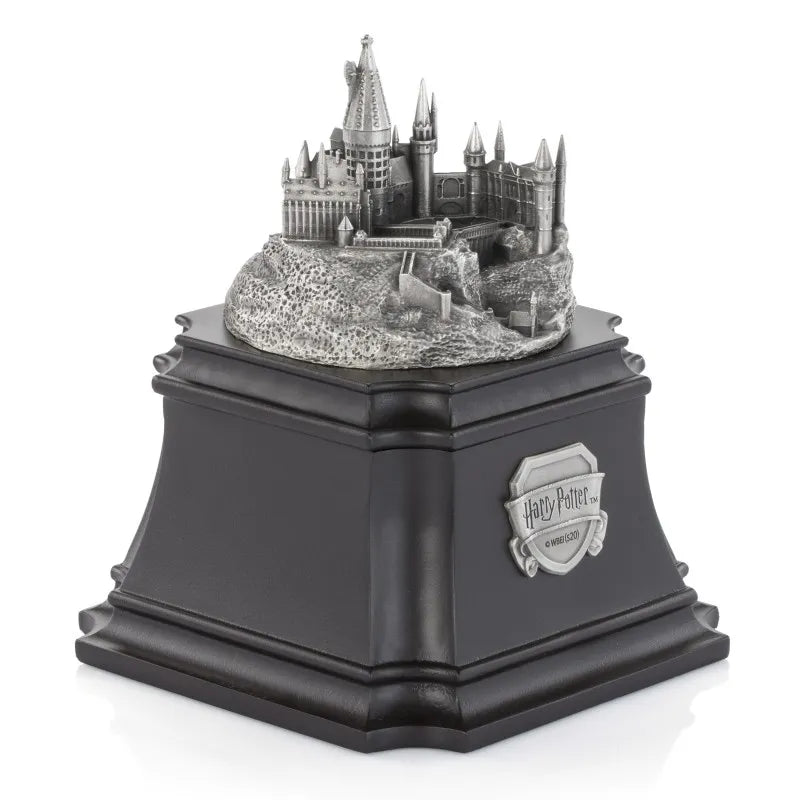 Hogwarts – Royal Selangor – ActionFigure Brasil