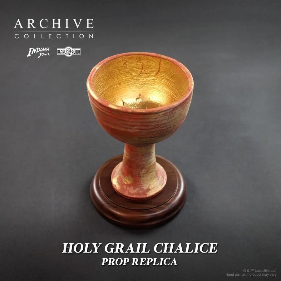 Holy Grail Chalice - LIMITED EDITION: 499 – Regal Robot – ActionFigure Brasil