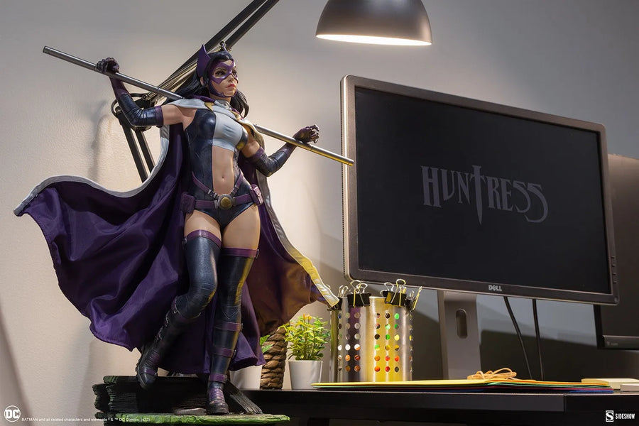 Huntress - LIMITED EDITION: 1750 – Sideshow Collectibles – ActionFigure Brasil