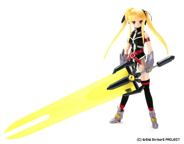Hybrid Active Figure No.37 - Magical Girl Lyrical Nanoha StrikerS: Fate T. Harlaown / Shin Sonic Formㅤ – Azone International – ActionFigure Brasil