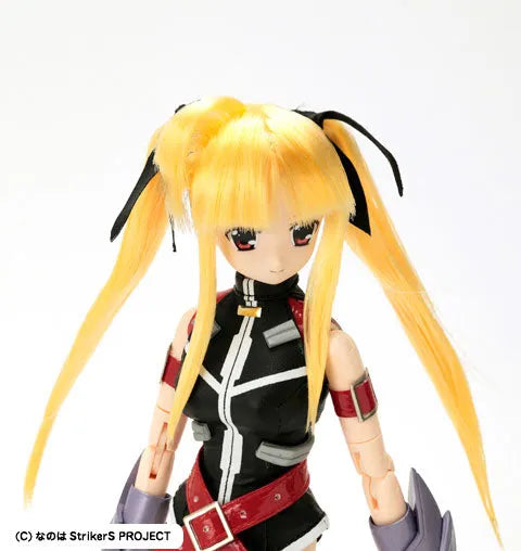 Hybrid Active Figure No.37 - Magical Girl Lyrical Nanoha StrikerS: Fate T. Harlaown / Shin Sonic Formㅤ – Azone International – ActionFigure Brasil