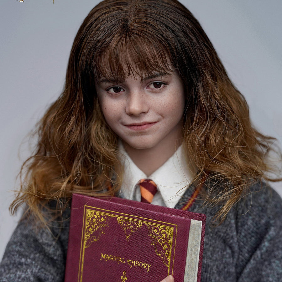 Harry Potter and the Philosopher’s Stone - Hermione Granger (Deluxe Version) A011