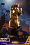 Infinity Gauntlet [HOT TOYS]