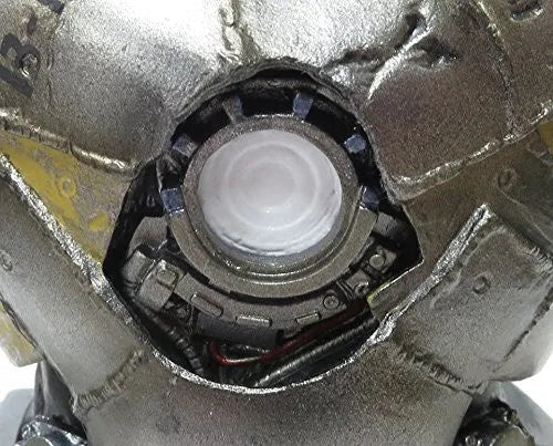 Iron Man - Iron Man Mark I - Legacy of Revoltech LR-023 - Revoltech - Revoltech SFX #45 (Kaiyodo)ㅤ – Kaiyodo – ActionFigureBrasil — ângulo diferente