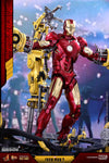 Iron Man Mark Iv With Suit-Up Gantry (Qs021)