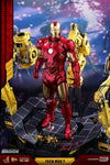 Iron Man Mark Iv With Suit-Up Gantry (Qs021)