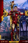 Iron Man Mark Iv With Suit-Up Gantry (Qs021)