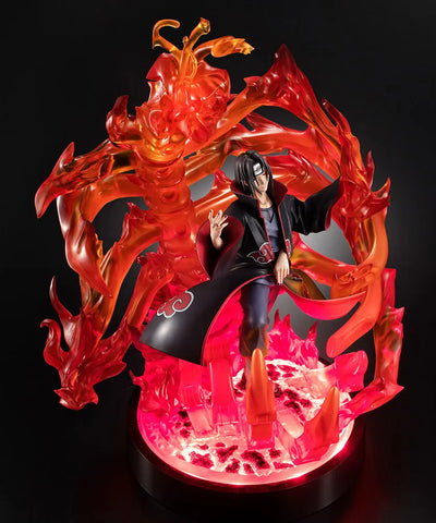 Itachi Uchiha (Susanoo Version) With LED Base (Deluxe Version) – MegaHouse – ActionFigure Brasil — ângulo diferente