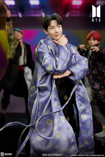 j-hope Deluxe - LIMITED EDITION – Sideshow Collectibles – ActionFigure Brasil — ângulo diferente